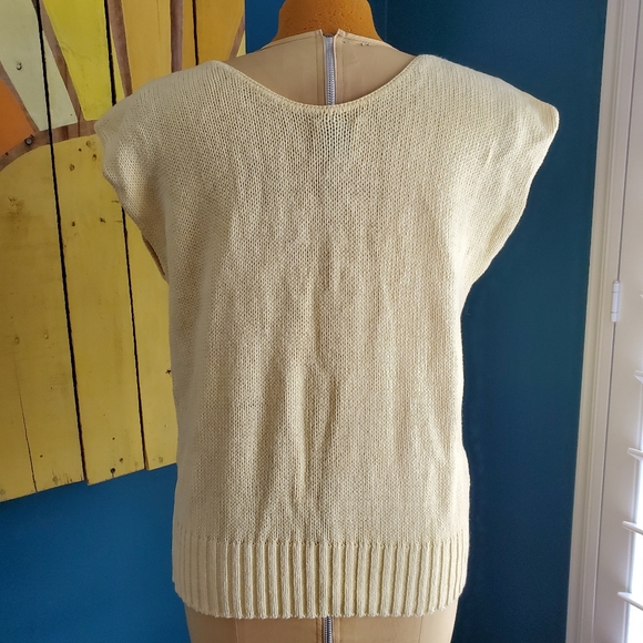 Vintage Yellow Summer Sweater - Picture 4 of 10